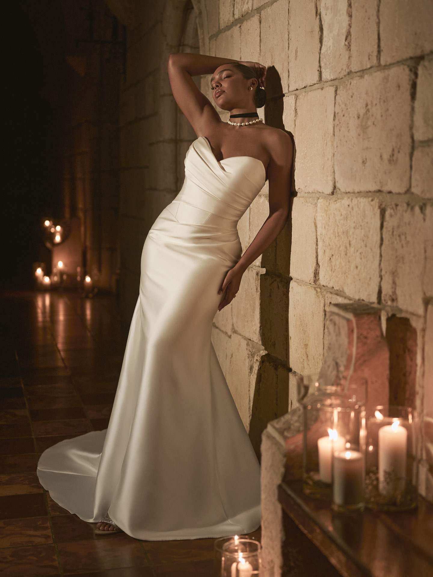 Tætsiddende havfrue brudekjole fra maggie sottero draperinger sweetheart corsage satinbrudekjole hos Maison Lou bridal atelier i køge sjælland danmarks bedste brudekjolebutik.