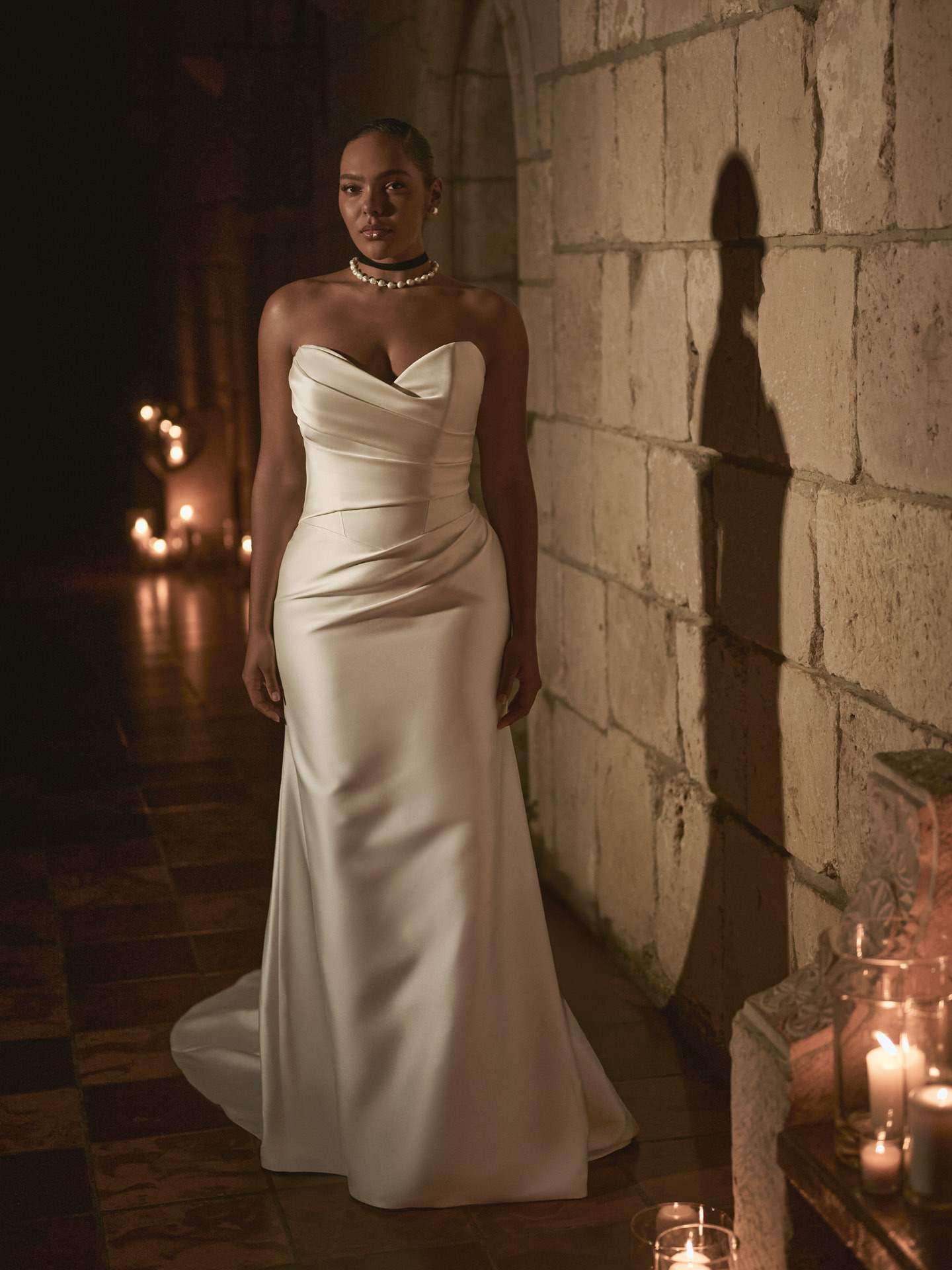 Tætsiddende havfrue brudekjole fra maggie sottero draperinger sweetheart corsage satinbrudekjole hos Maison Lou bridal atelier i køge sjælland danmarks bedste brudekjolebutik.