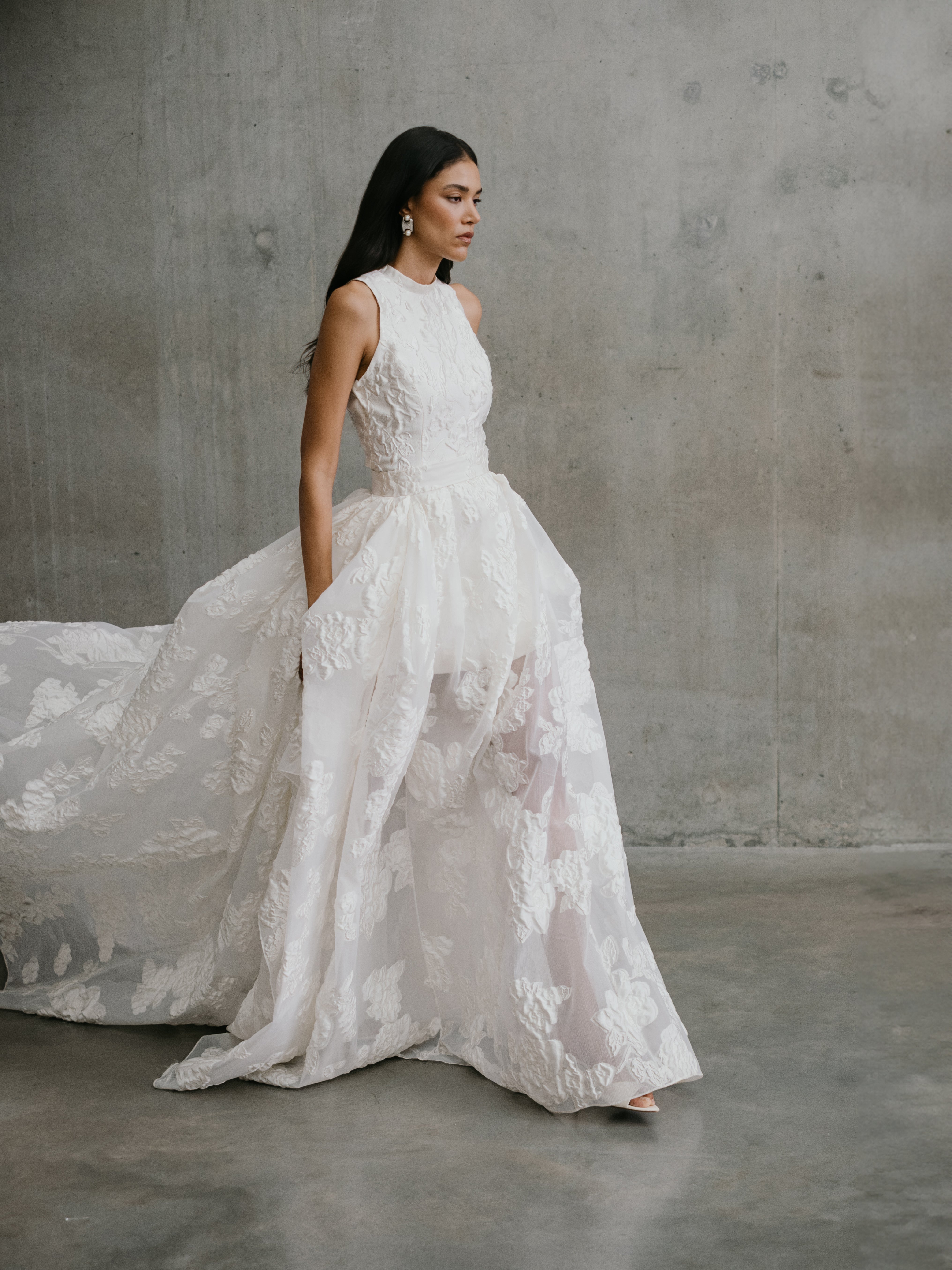 Unbridled minikjole kort kjole unik brudekjole hos Maison Lou bridal atelier I Køge, sjælland, danmarks bedste brudekjolebutik.